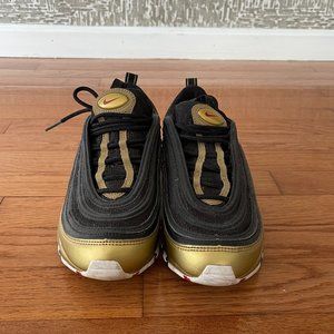 Nike air max barely worn